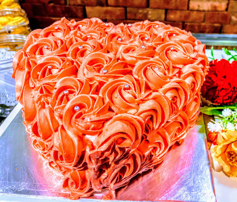 Red Flora Heart Shaped Cream Design Cake