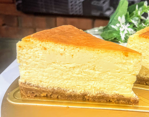 New York Classic Cheese Sliced Cake (2 pcs)