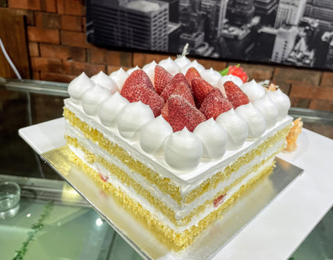 Strawberry Fruit Theme Cream Cake (Whole)