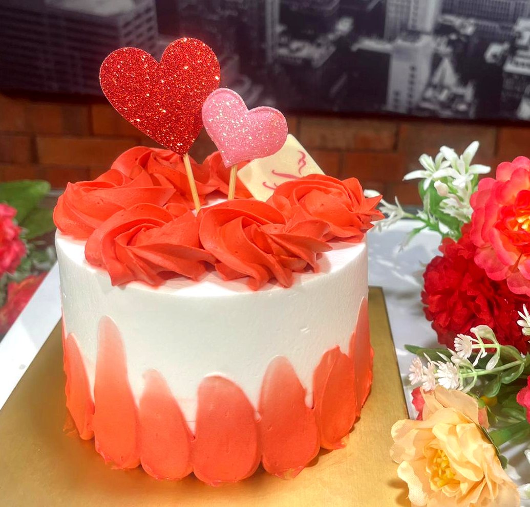 Love Floral Butter Cream Design Cake