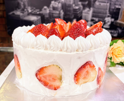 Strawberry Fruit Theme Cream Round Cake (Whole)