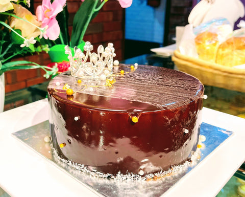 Dark Chocolate Cream Cake (Whole)