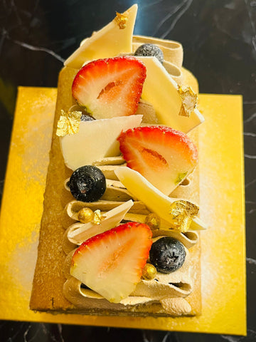 Tiramisu Log Cake